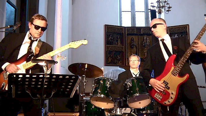 250817 die schwarzen locher gemeindefest